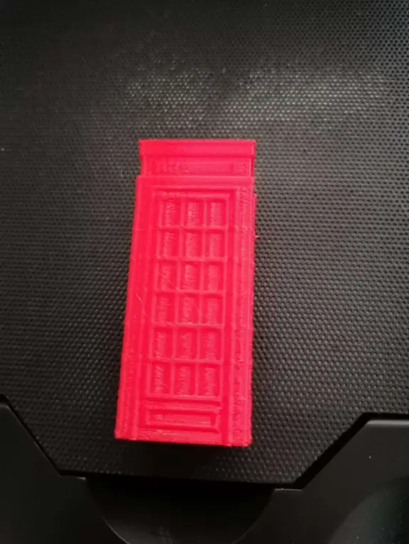 Zdjęcie podczas druku 3d 