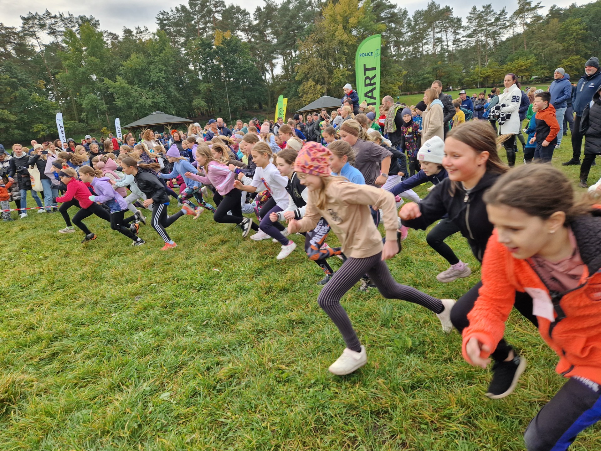 III Edycja Szkolnej Ligi Biegów Przełajowych 2023/2024